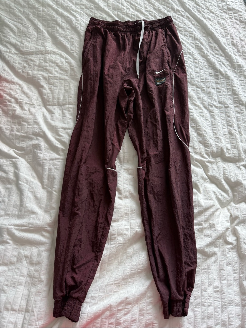 Nike F.C. Repel Woven Track Pants Burgundy White - Size L